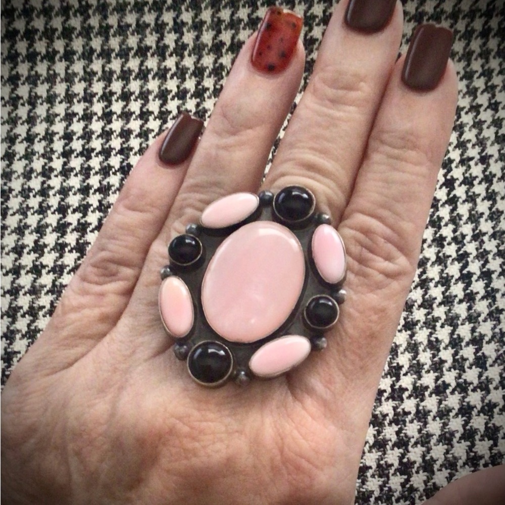 Stunning Pink Conch & Onyx Statement Ring!